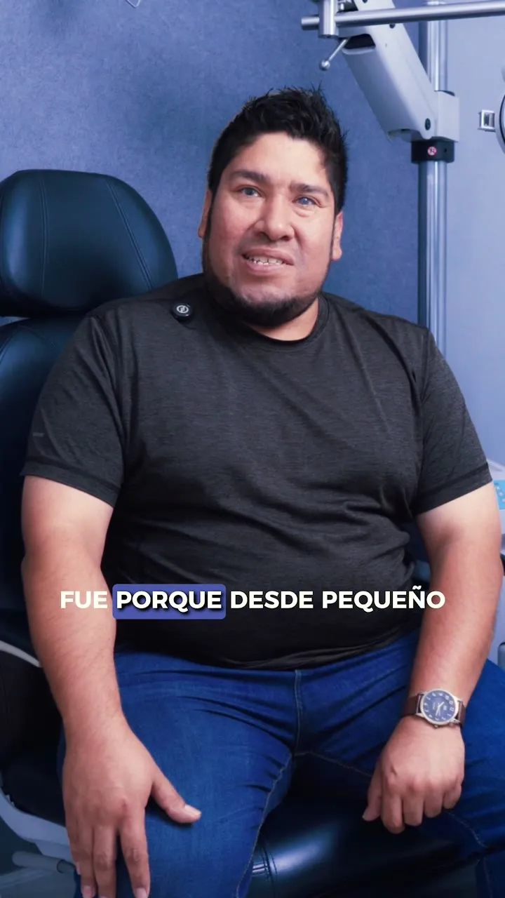 Juan Carlos — Trasplante de córnea. Juan Carlos cuenta cómo fue su trasplante de córnea con el Dr. César Hernández y el momento en que volvió a manejar.